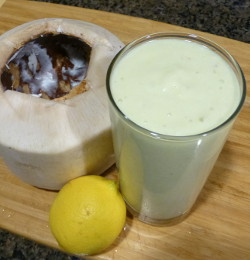Lemony Coconut Smoothie