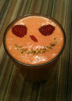 Goji Raspberry Smoothie